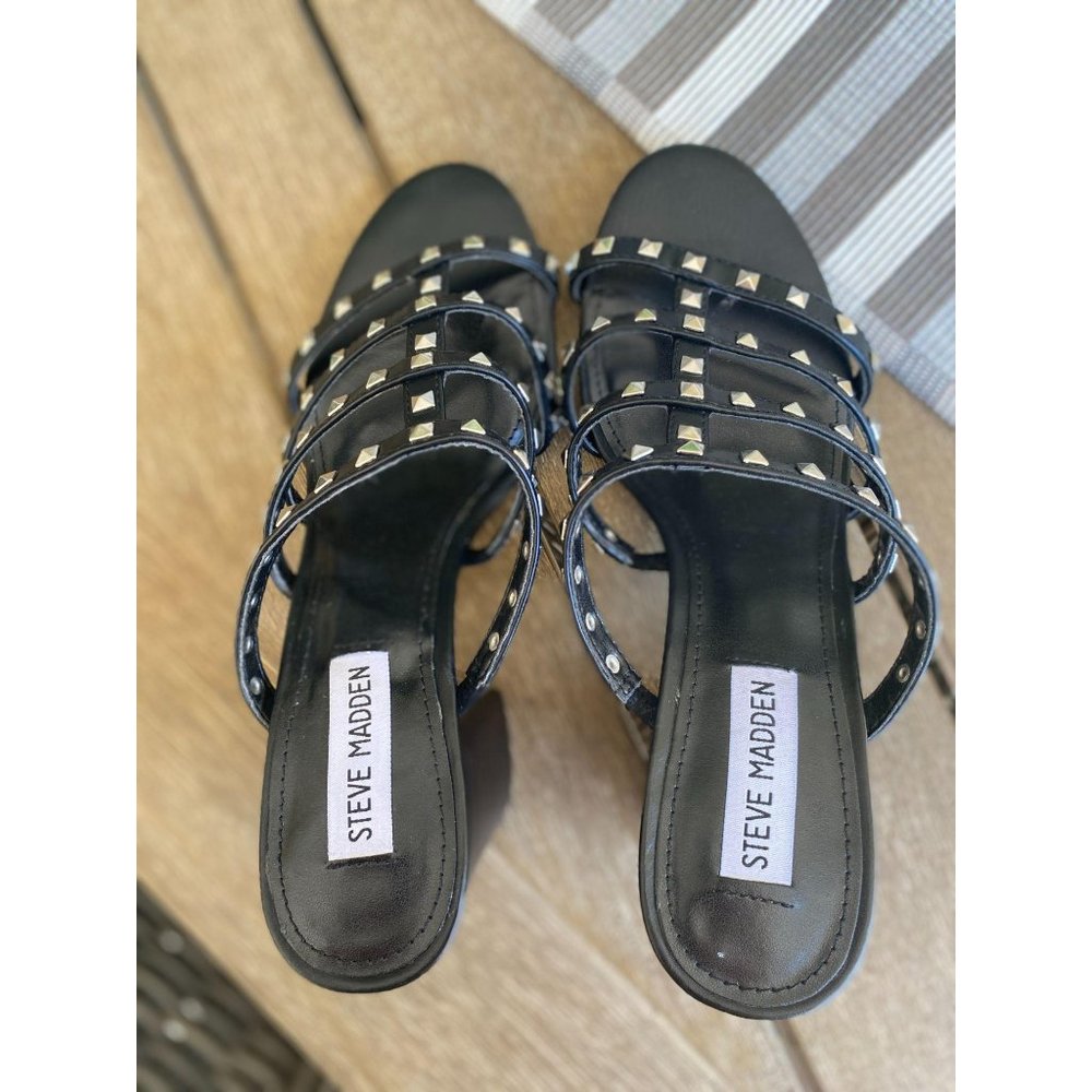 (Sold) Steve Madden Motley Stud Mule Sandal NWOT - Picture 5 of 7
